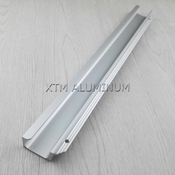 Ál Skápur Frame Extrusions